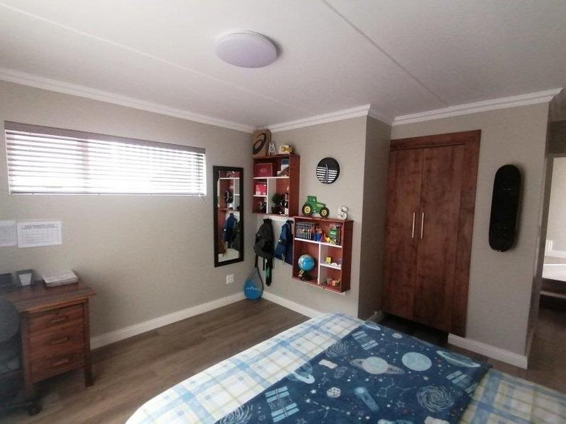 5 Bedroom Property for Sale in Monte Christo Western Cape